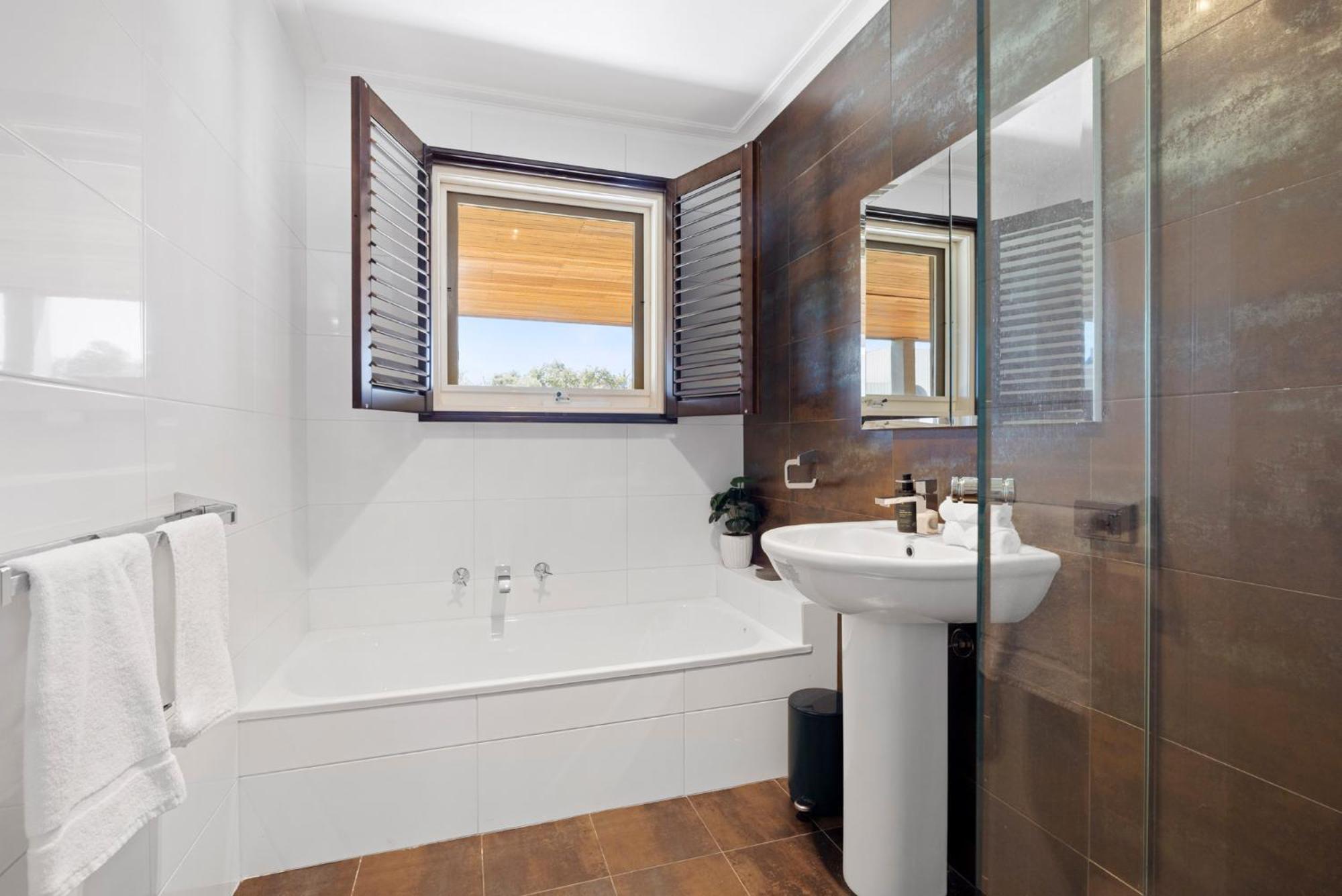 Serendib Luxury Sorrento Resort Living Экстерьер фото